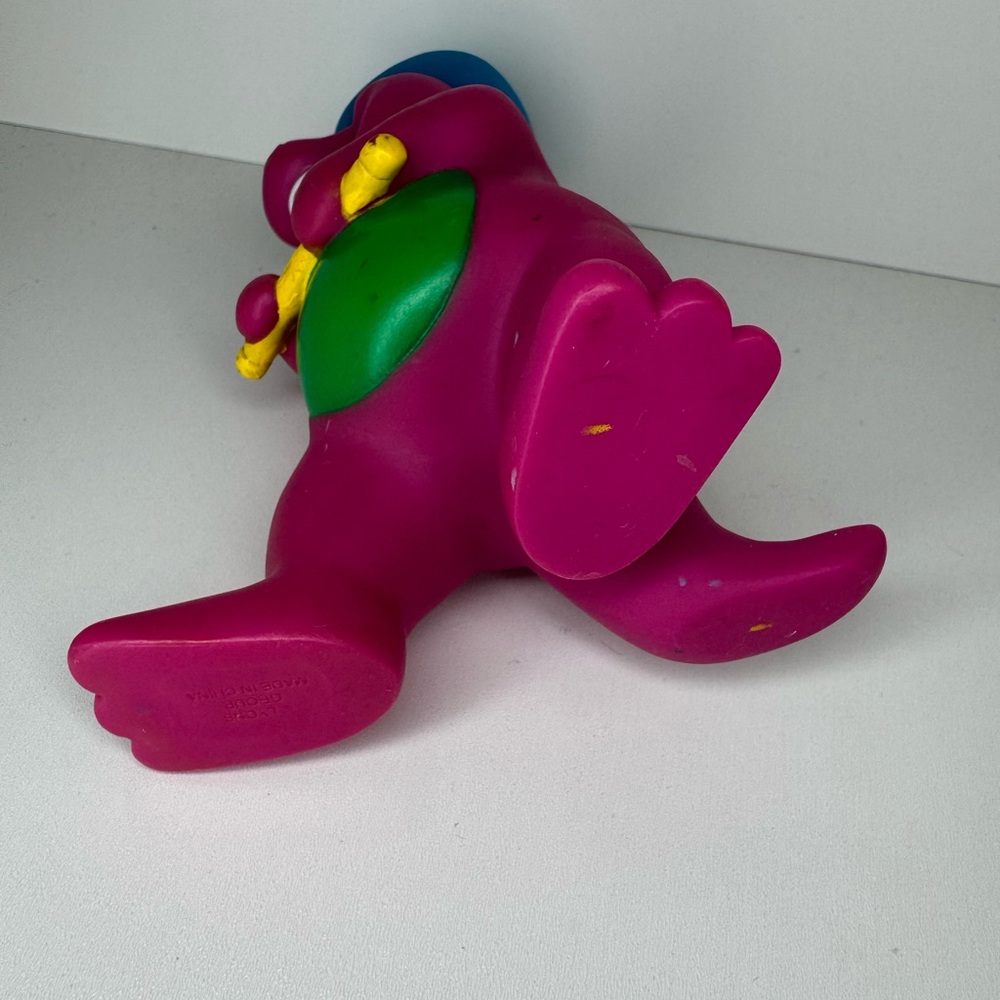 (2)Vintage 1993 Barney The Dinosaur “Fun Time Barney 5.5" Rubber Toy Figure - Picture 7 of 7